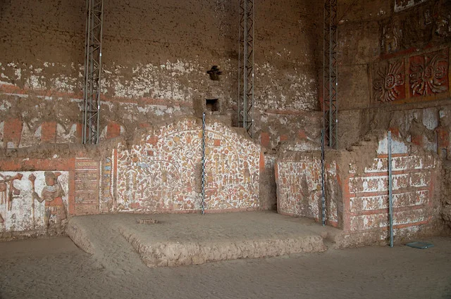 Templos de Moche (Huacas del Sol y de la Luna)