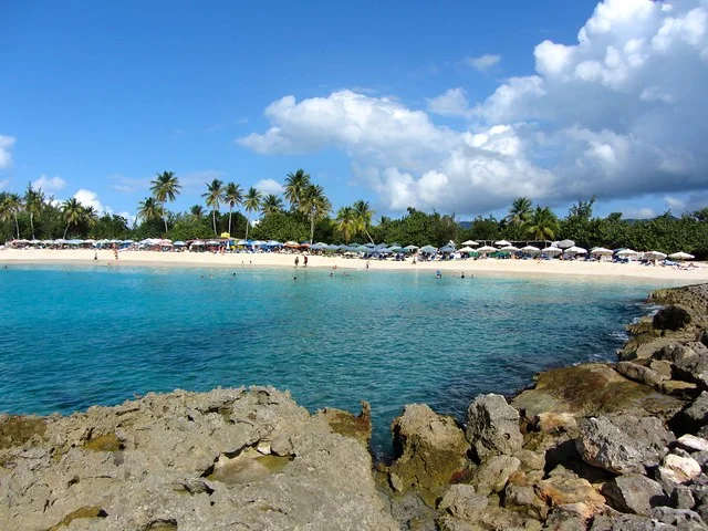 Bahía Maho y Bahía Mullet