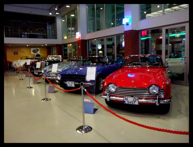 Museo Clásico de Automóviles Ural Ataman