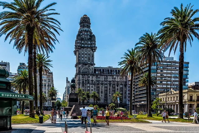Plaza de la Independencia de Montevideo