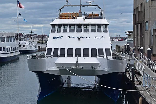 Ferry de Salem