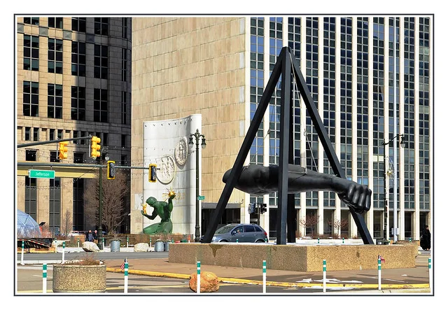Monumento a Joe Louis (El Puño)