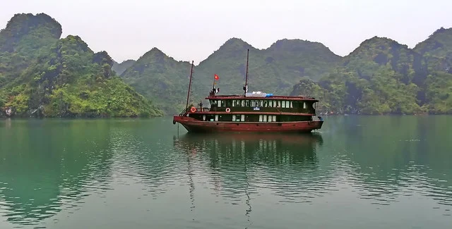 Bahía Lan Ha (Vinh Lan Ha)