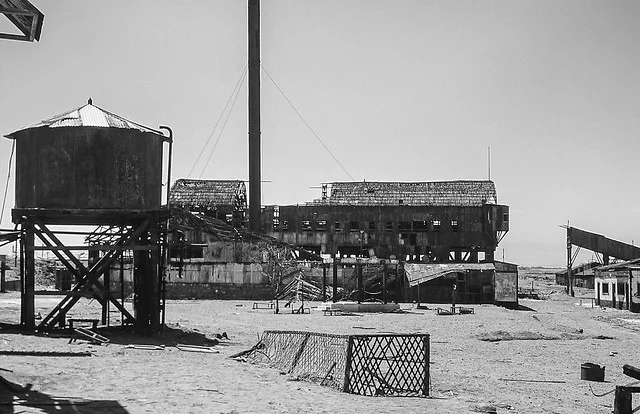 Obras de salitre de Humberstone y Santa Laura