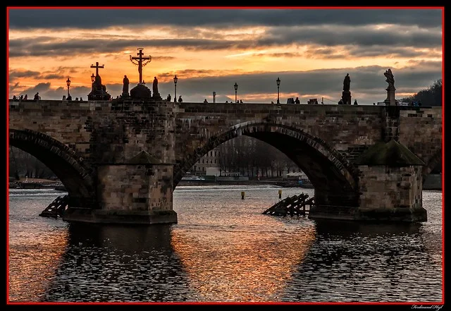 Puente Carlos
