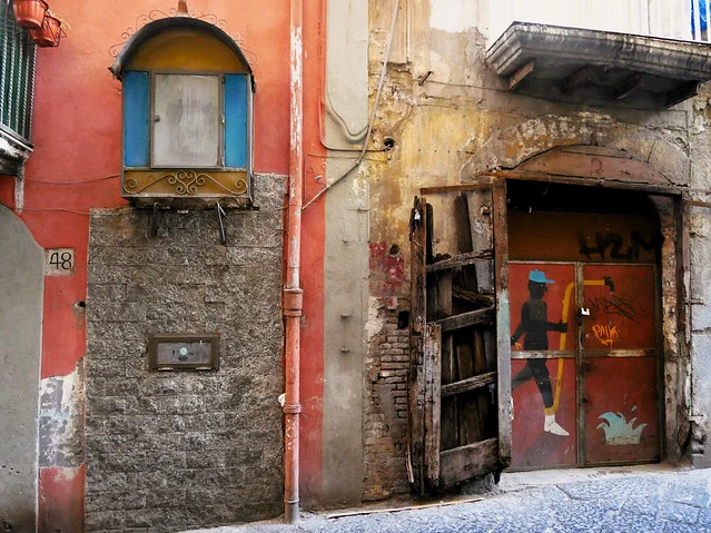 Puerta de Nápoles