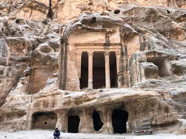 Petra Pequeña (Siq al-Barid)