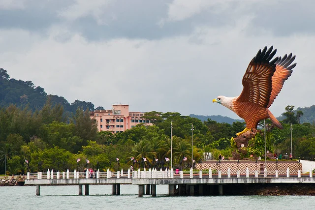 Plaza del Águila (Dataran Lang)