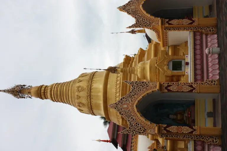 Templo birmano Dhammikarama