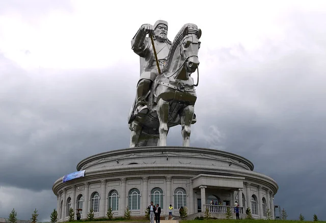 Complejo de la Estatua de Genghis Khan (Complejo de la Estatua de Chinggis Khaan)