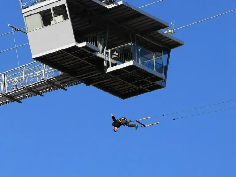 Nevis Swing