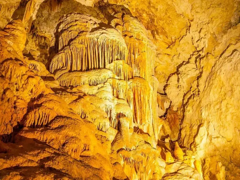 Cueva Joya