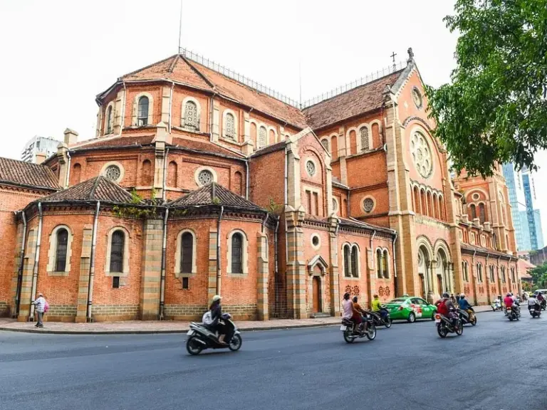 Catedral de Nuestra Señora de Saigón