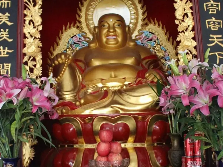 Templo de los Seis Árboles de Banyan (Si Liurong)