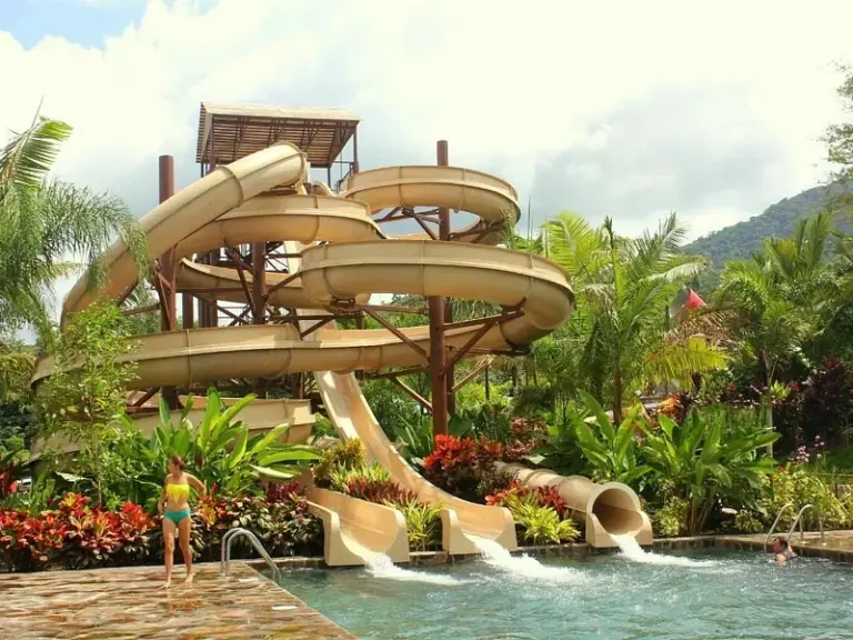 Parque Acuático de Aguas Termales Kalambu