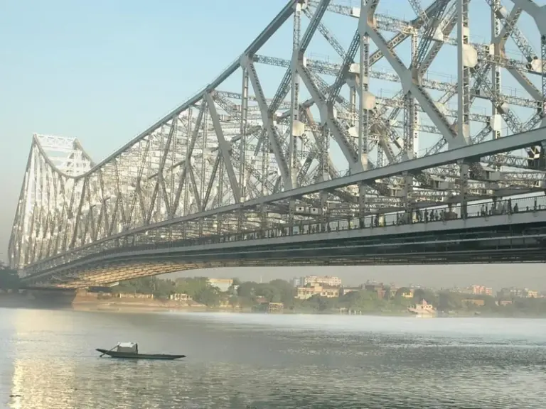 Puente Howrah