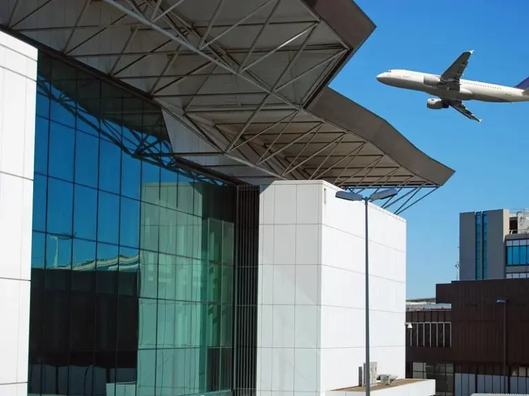 Aeropuerto Internacional Leonardo da Vinci–Fiumicino (FCO)