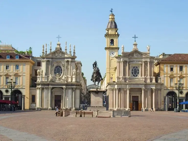 Plaza San Carlo