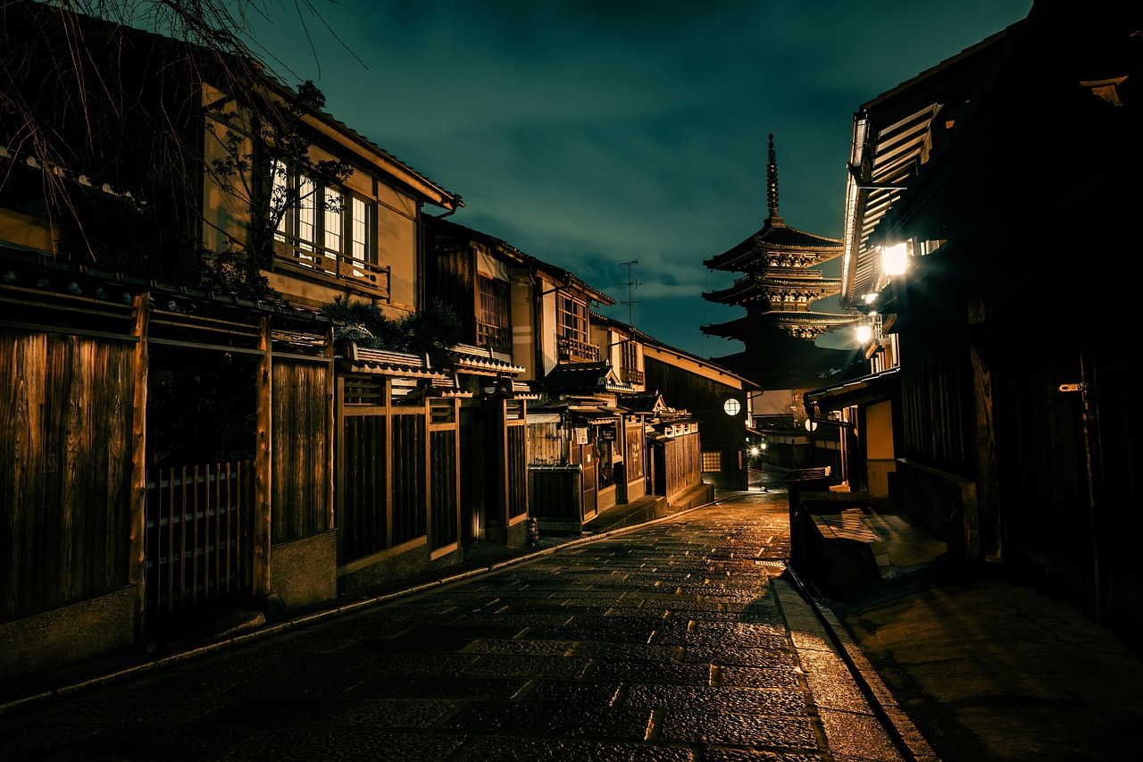 Sanmachi Suji in Takayama — a perfectly preserved Edo-era street and essential stop among the most picturesque places to visit in Japan Traditional wooden storefronts and lanterns lining Takayama's Sanmachi Suji old town street