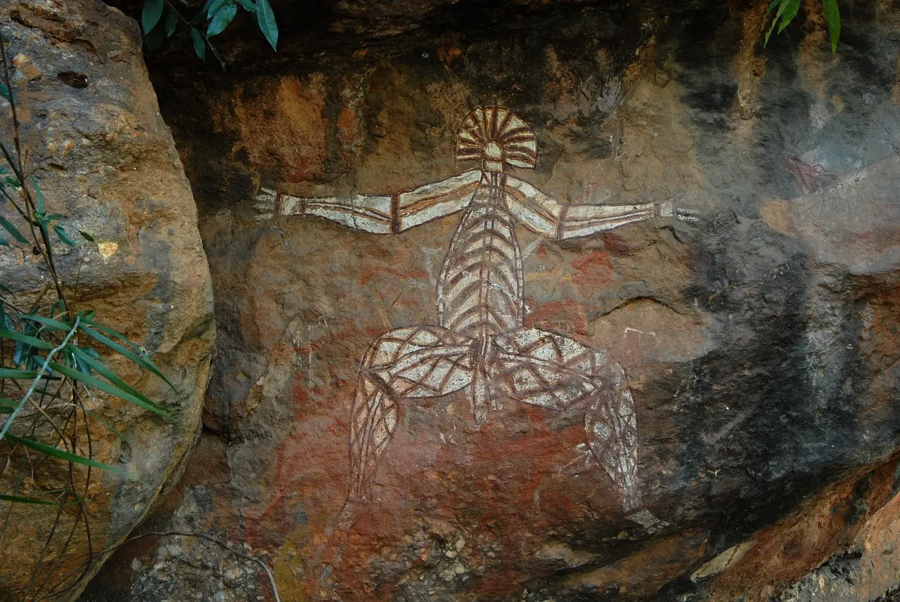 Antiguas pinturas rupestres aborígenes en el Parque Nacional Kakadu, Australia Pinturas rupestres aborígenes en Kakadu National Park