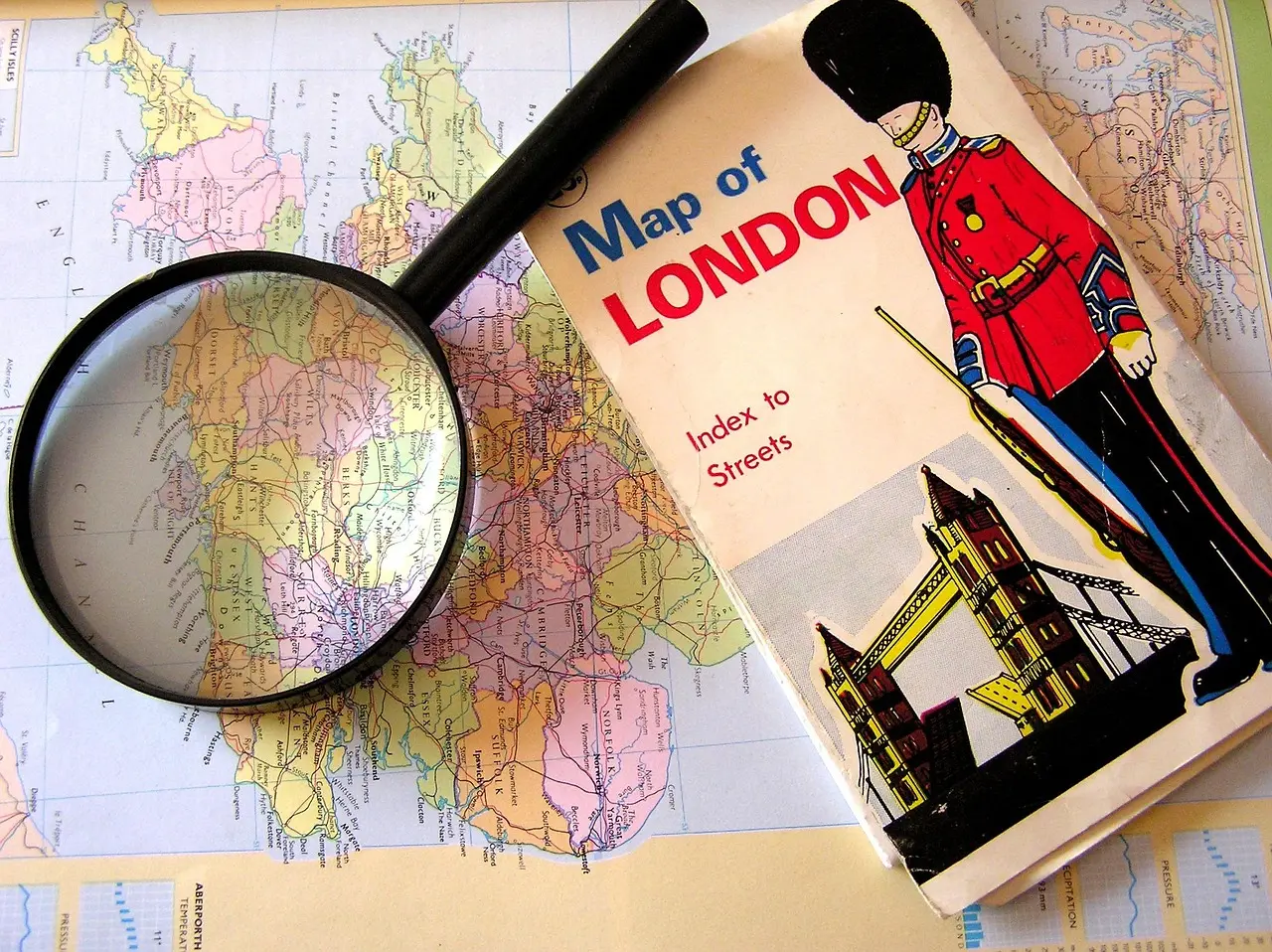 Mapa de Londres destacando zonas recomendadas y no recomendadas para turistas